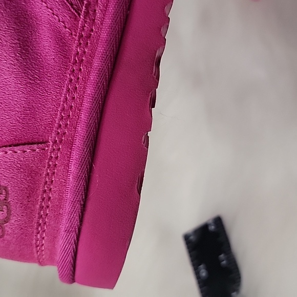 UGG® Neumel II Chukka Boot - Little Kid / Big Kid - Rock Rose Size 3 Authentic - Picture 10 of 13